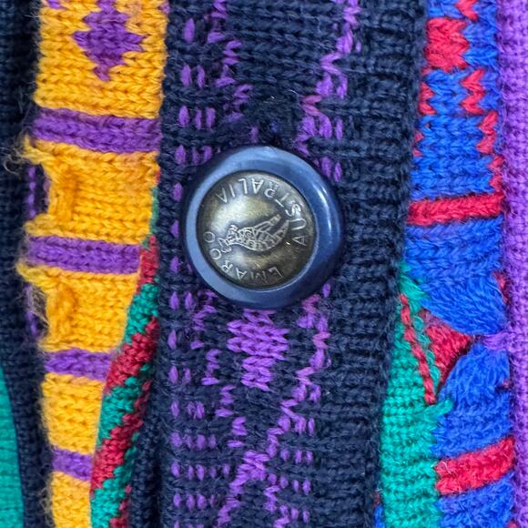 Emaroo Australia 3D wool knit cardigan - Picture 5 of 14